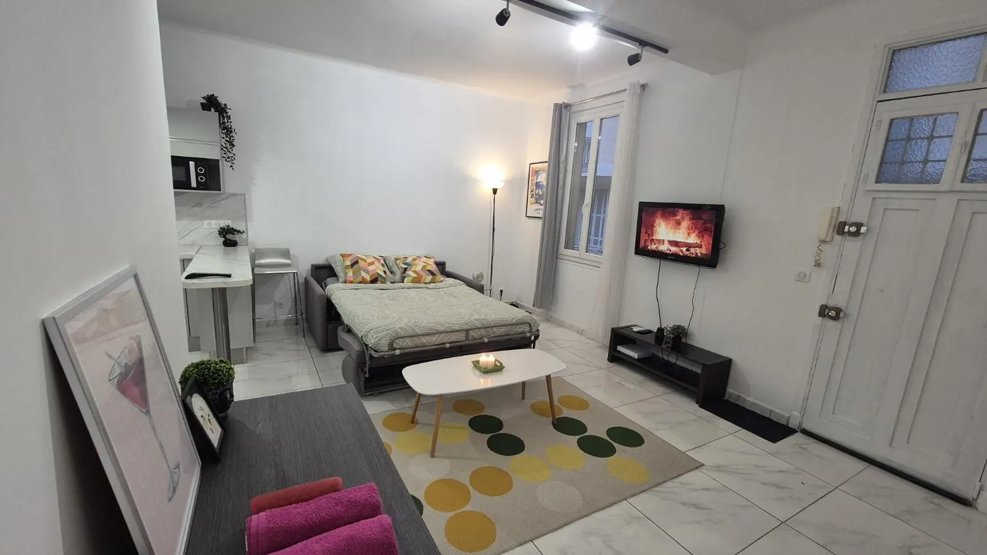 Studio Renove Au Centre Ville Nice 0*,  France