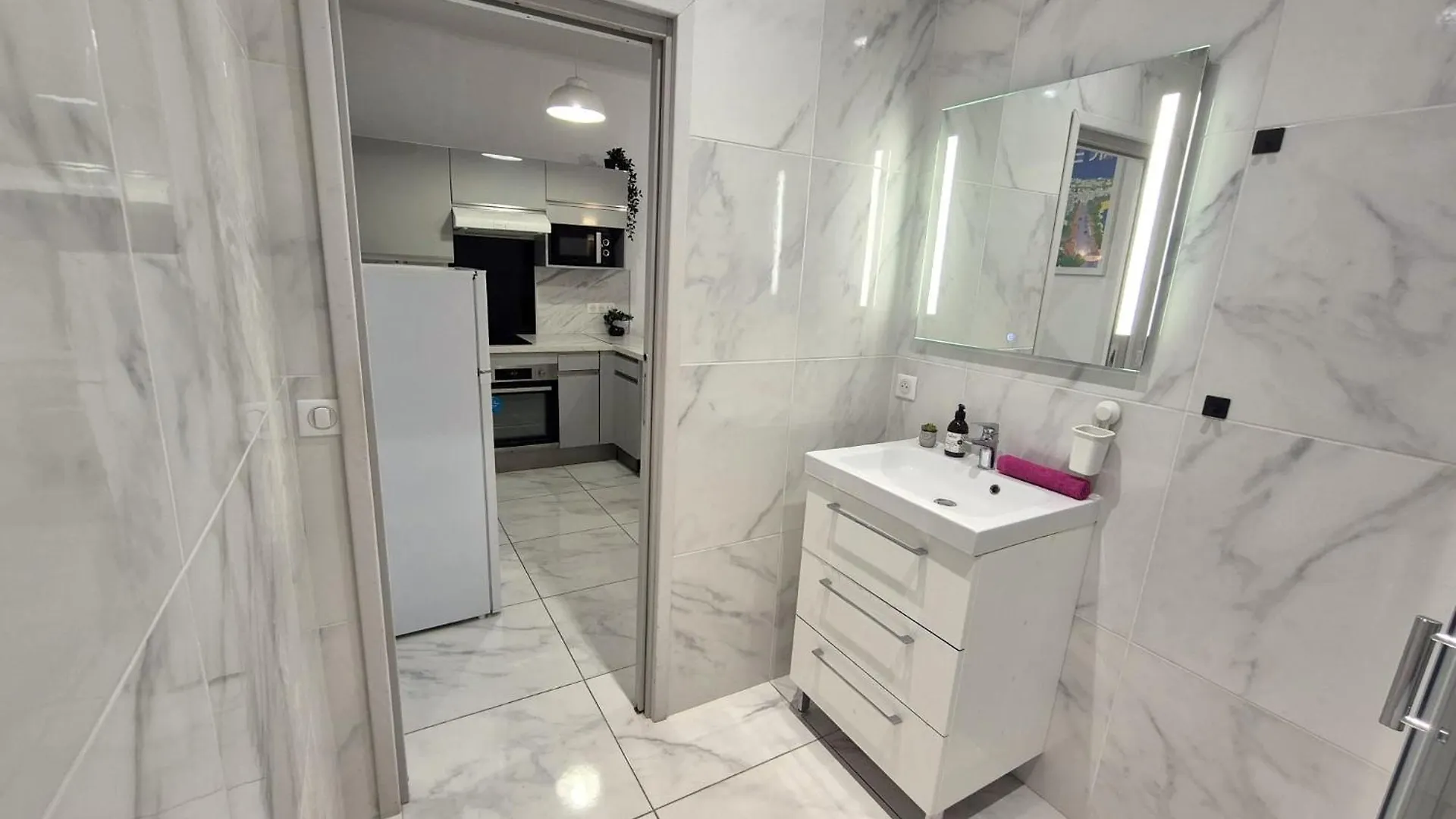 Apartment Studio Renove Au Centre Ville Nice France